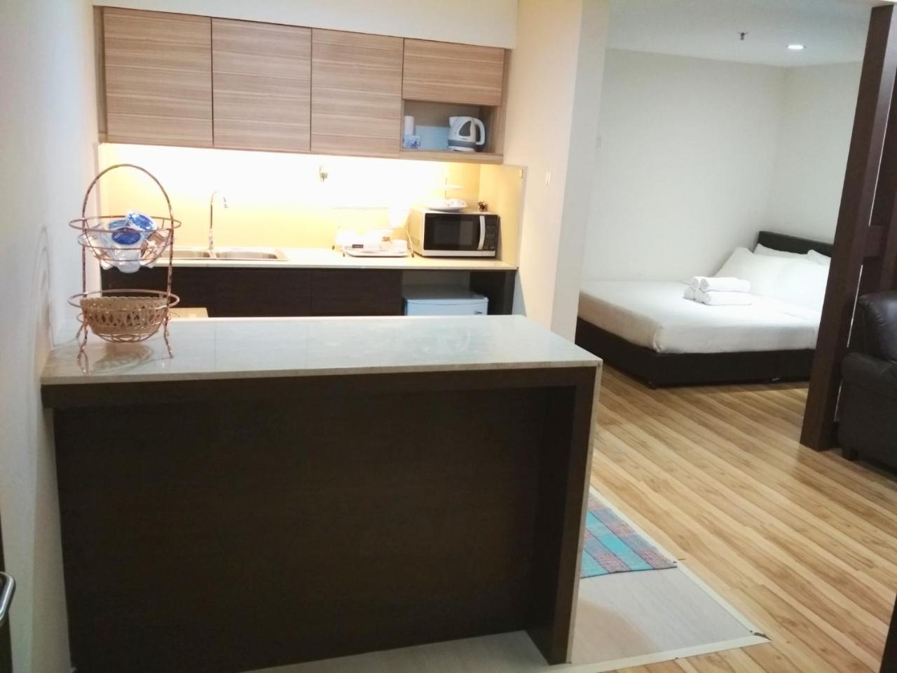 Classy Studio Apartment Kota Bharu Exterior photo